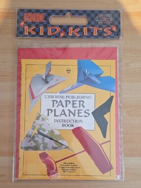 Usborne Kid Kits Paper Planes Activity Pack - Five Planes With Decals